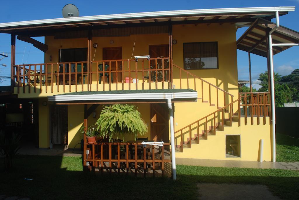 Marfi Inn Cahuita Room photo